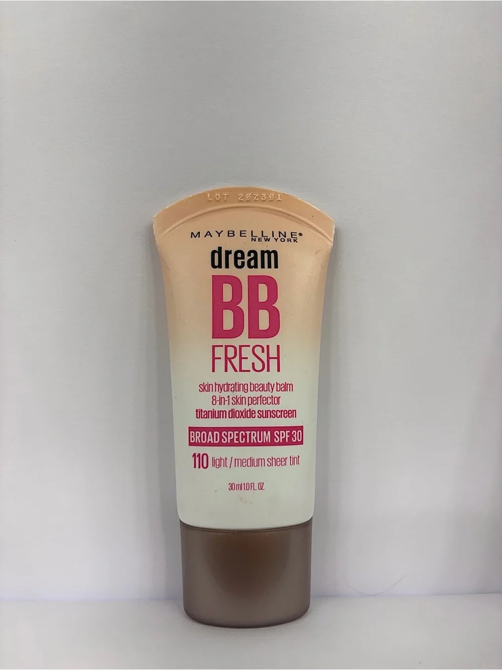 Maybelline Dream BB Fresh Skin Hydrating Beauty Balm - Light/Medium (110)